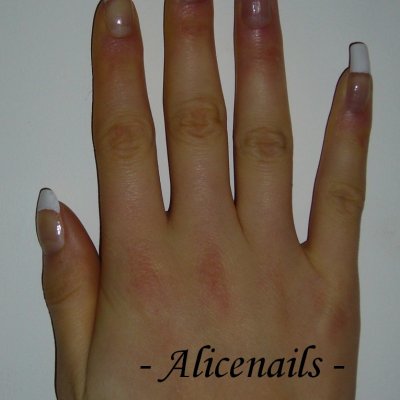 Alicenails