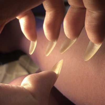 Sharp Bare Nails Scratching